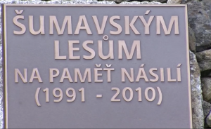 Šumavským lesům na paměť násilí