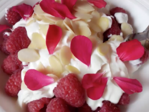 Alenka v říši květin